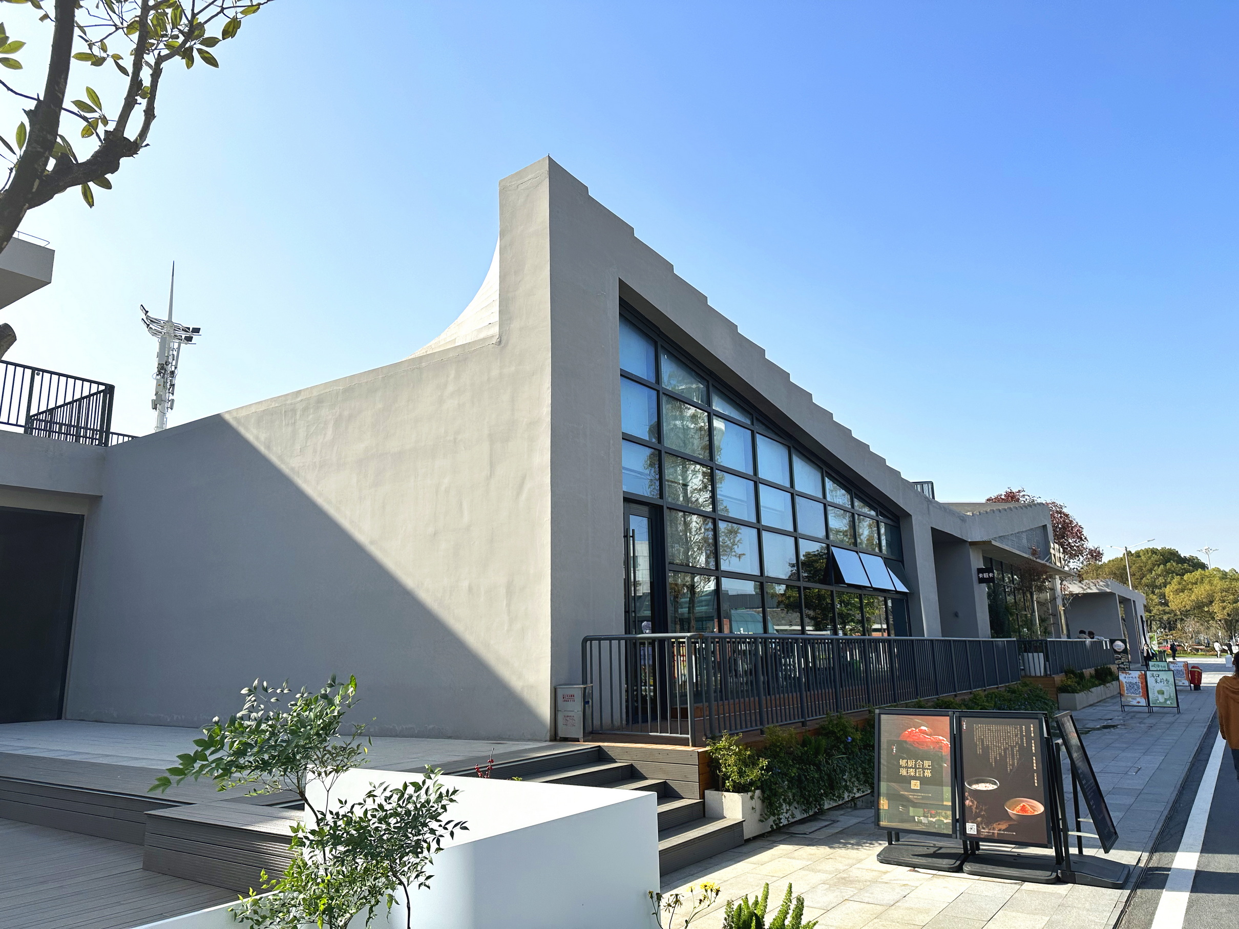 1701414550959303.jpg f6e1a0375b8f18bf5a4b3ad56510049_調(diào)整大小.jpg